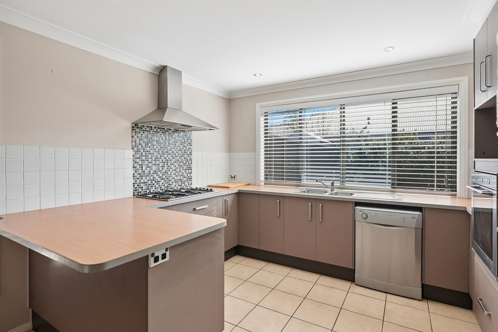 For Sale - 6 Willott Close - New Property in Eglinton - Real Estate by Baden Smith