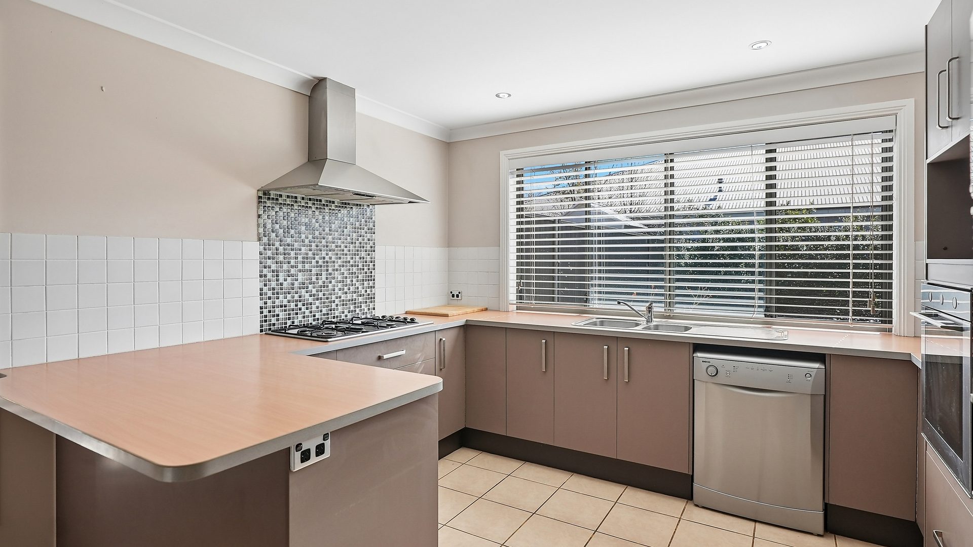 For Sale - 6 Willott Close - New Property in Eglinton - Real Estate by Baden Smith