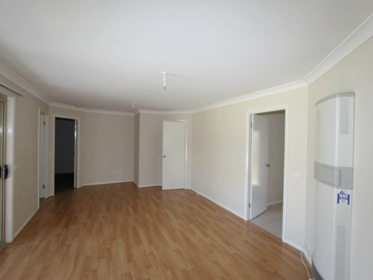 Sold - 6 Jarrah Court - New Property in Kelso - Real Estate by 