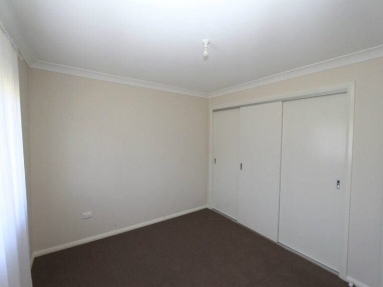 Sold - 6 Jarrah Court - New Property in Kelso - Real Estate by 
