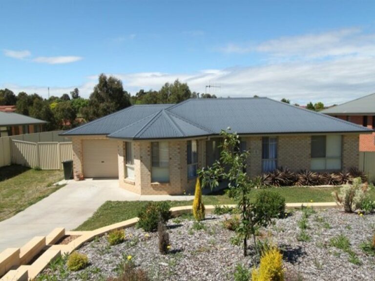 Sold - 6 Jarrah Court - New Property in Kelso - Real Estate by