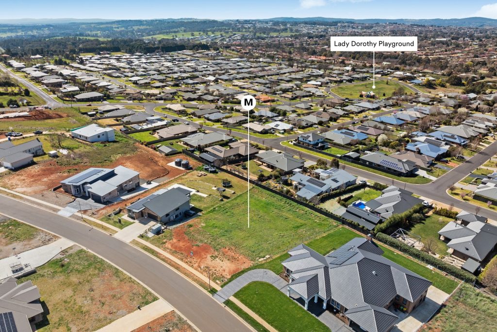 For Sale - 19 Kanzi Close - New Property in Orange - Real Estate by Jack Aumuller