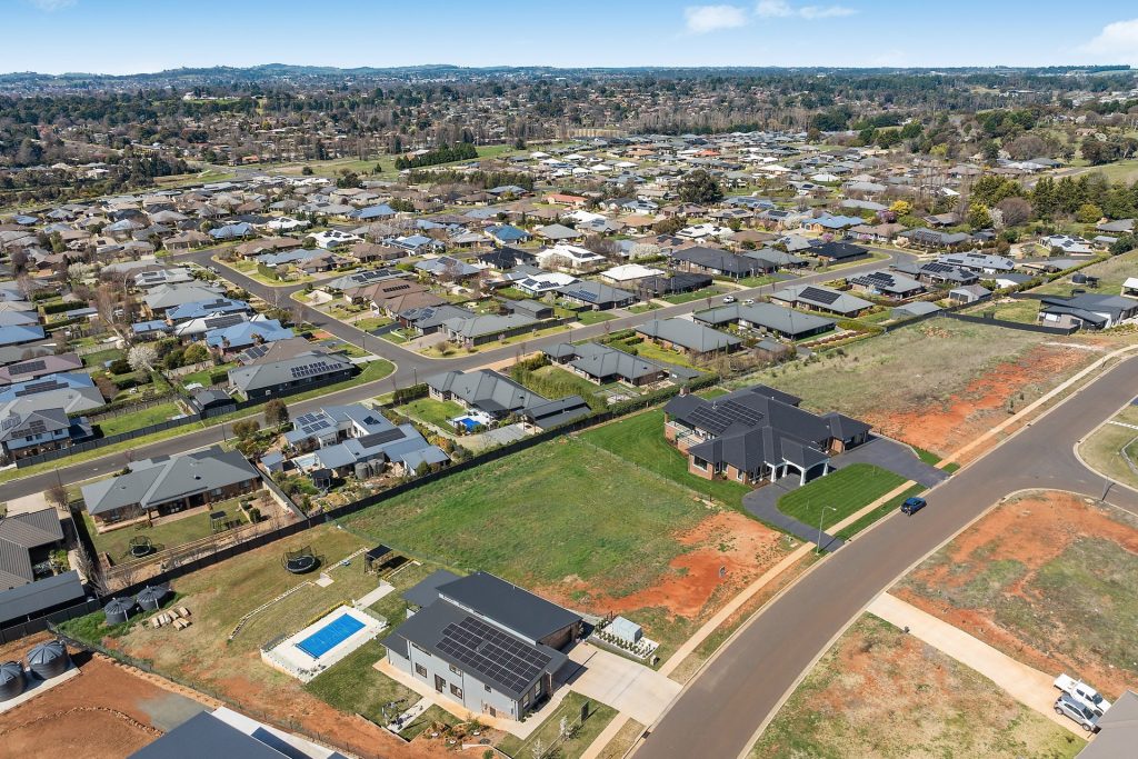 For Sale - 19 Kanzi Close - New Property in Orange - Real Estate by Jack Aumuller