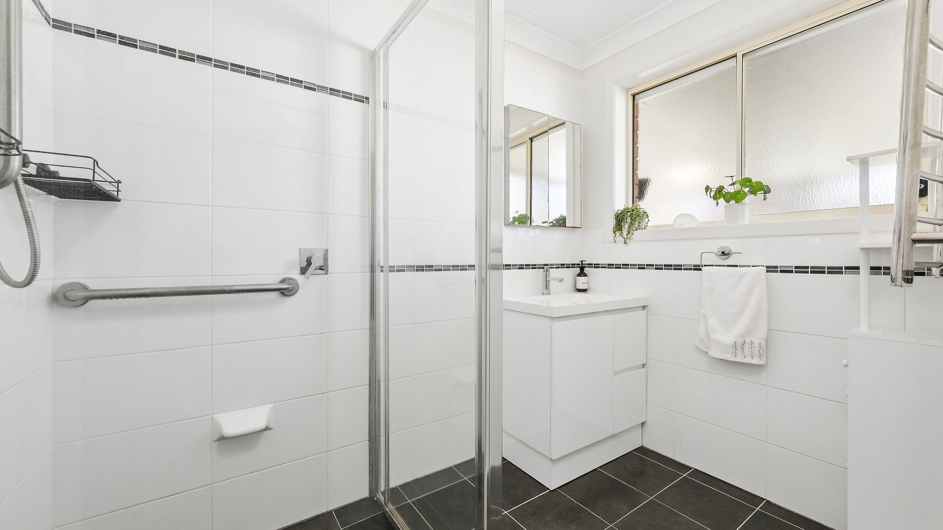 For Sale - 19 James Ryan Avenue - New Property in Orange - Real Estate by Xanthe Keegan
