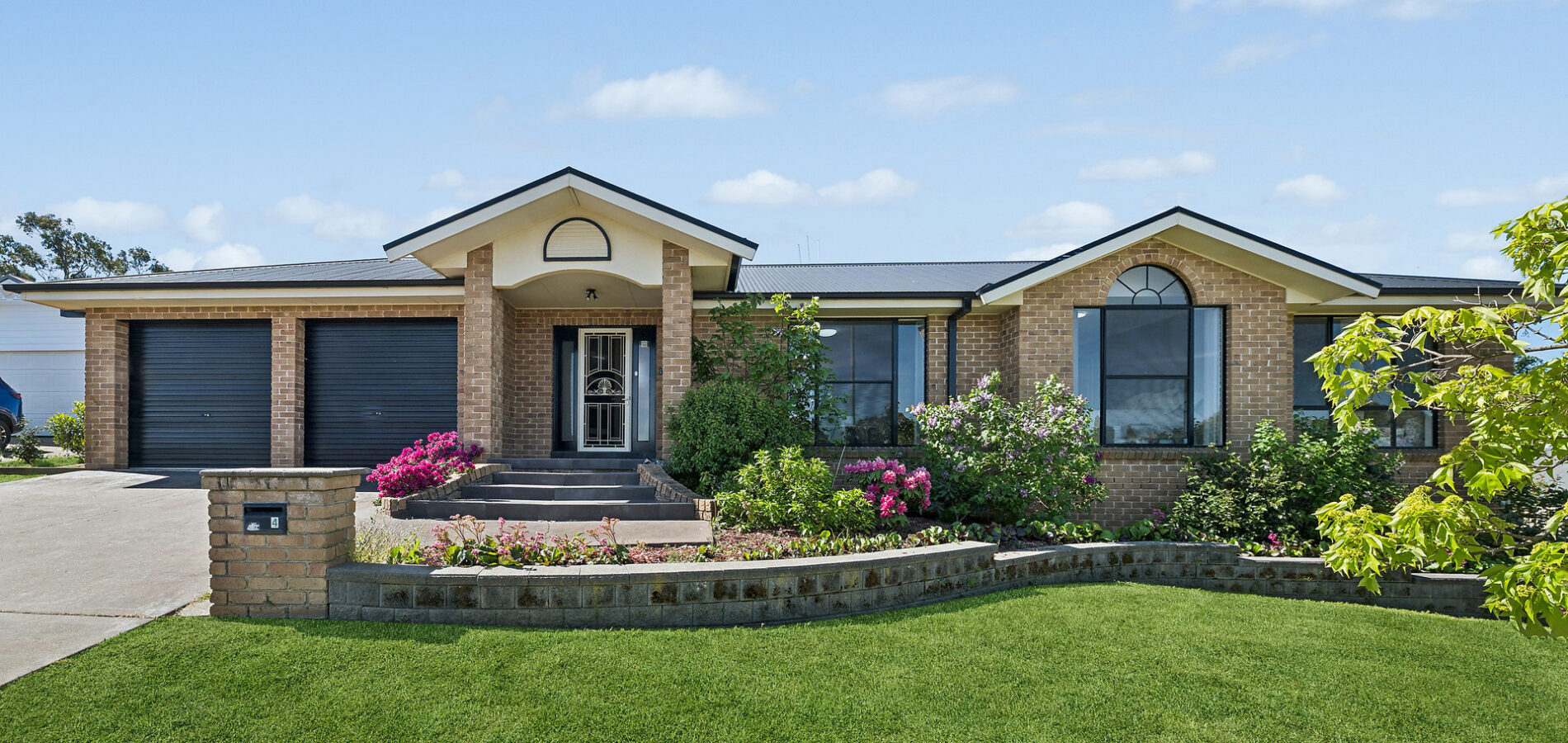 For Sale - 4 Majestic Way - New Property in Orange - Real Estate by Xanthe Keegan