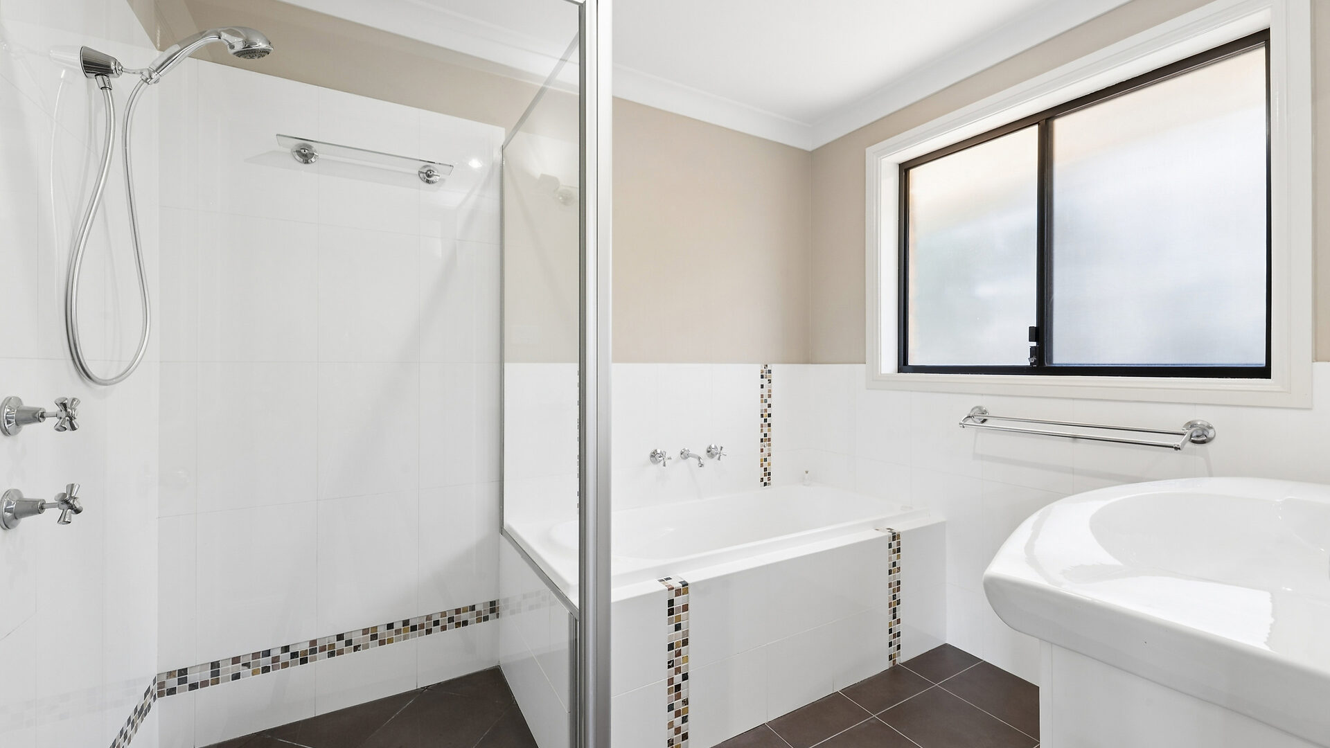 For Sale - 4 Majestic Way - New Property in Orange - Real Estate by Xanthe Keegan