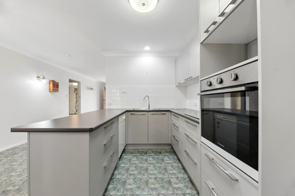 For Sale - 7/1 Parker Place - New Property in Orange - Real Estate by Jack Aumuller