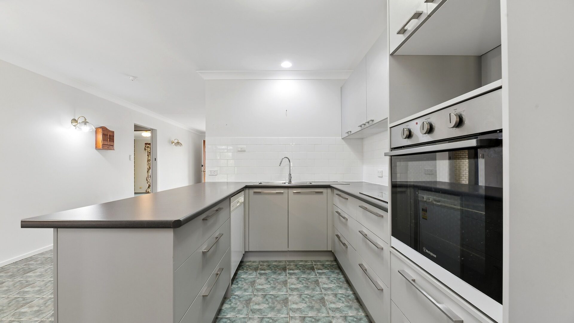 For Sale - 7/1 Parker Place - New Property in Orange - Real Estate by Jack Aumuller