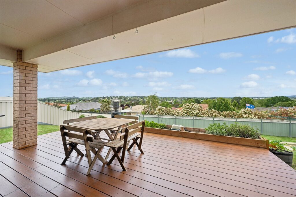 For Sale - 40 Honeyman Drive - New Property in Orange - Real Estate by Xanthe Keegan
