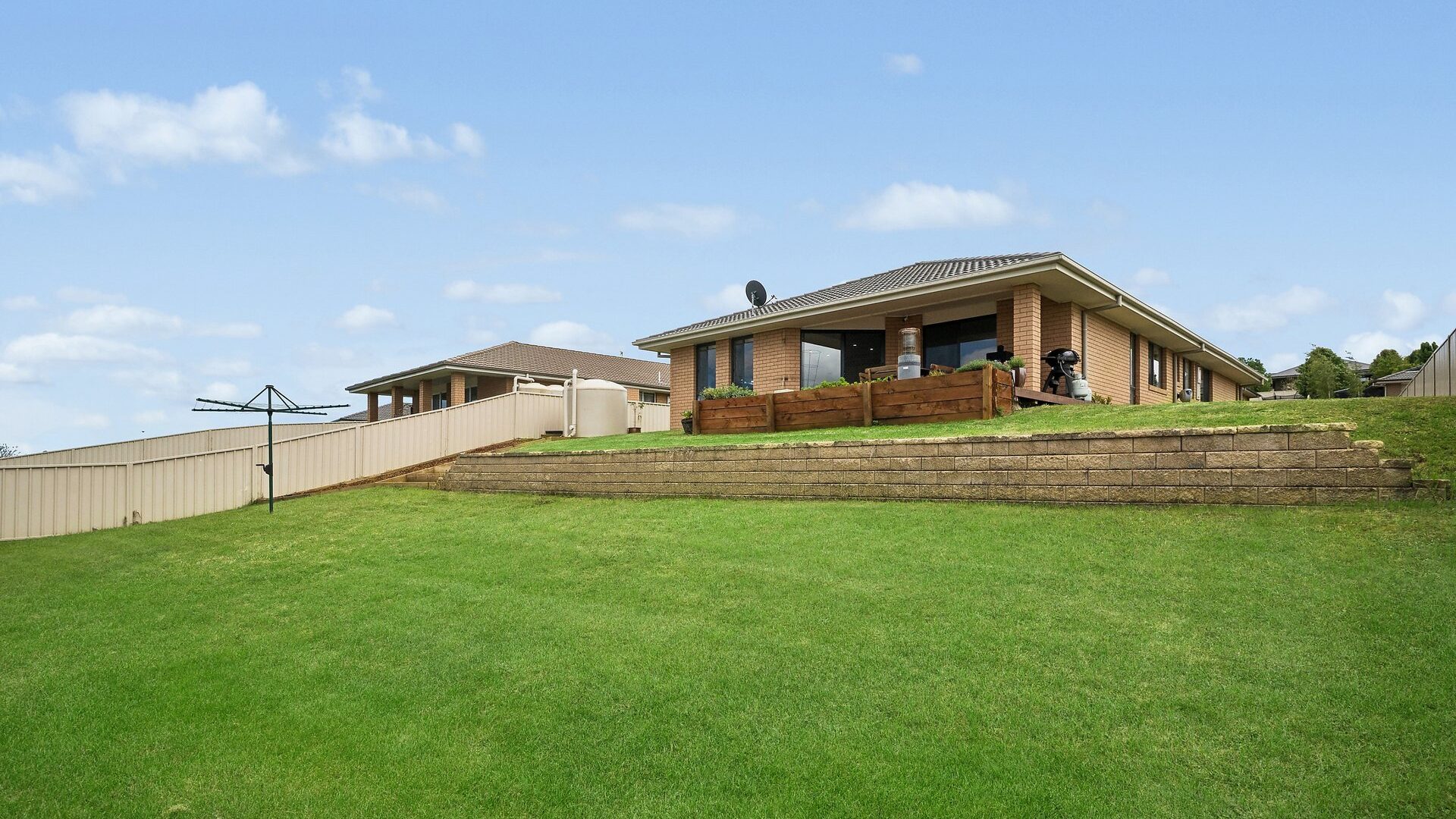 For Sale - 40 Honeyman Drive - New Property in Orange - Real Estate by Xanthe Keegan