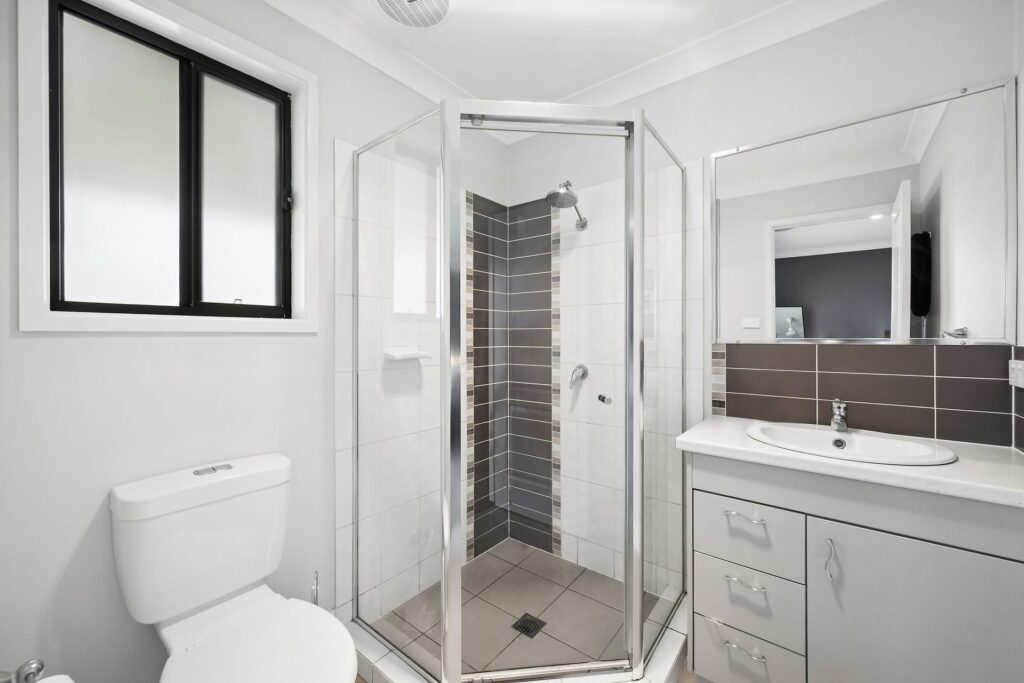 For Sale - 40 Honeyman Drive - New Property in Orange - Real Estate by Xanthe Keegan