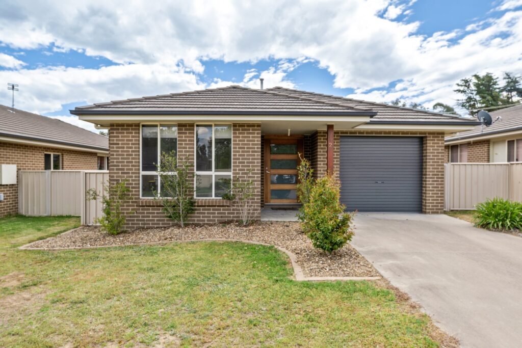 For Sale - 2/186-190 Phillip Street - New Property in Orange - Real Estate by Xanthe Keegan