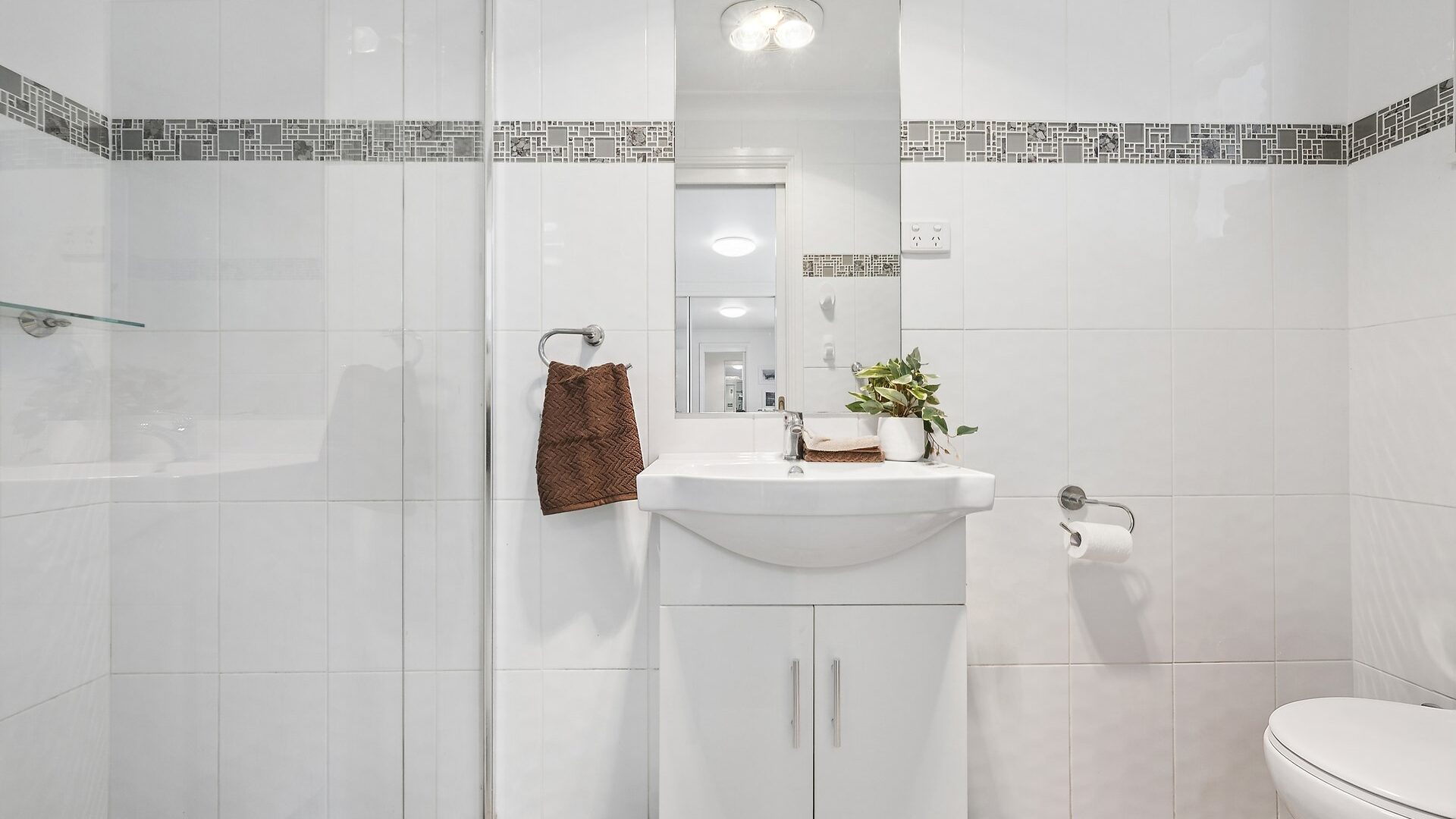 For Sale - 53 Ploughmans Lane - New Property in Orange - Real Estate by Josh Fitzgerald