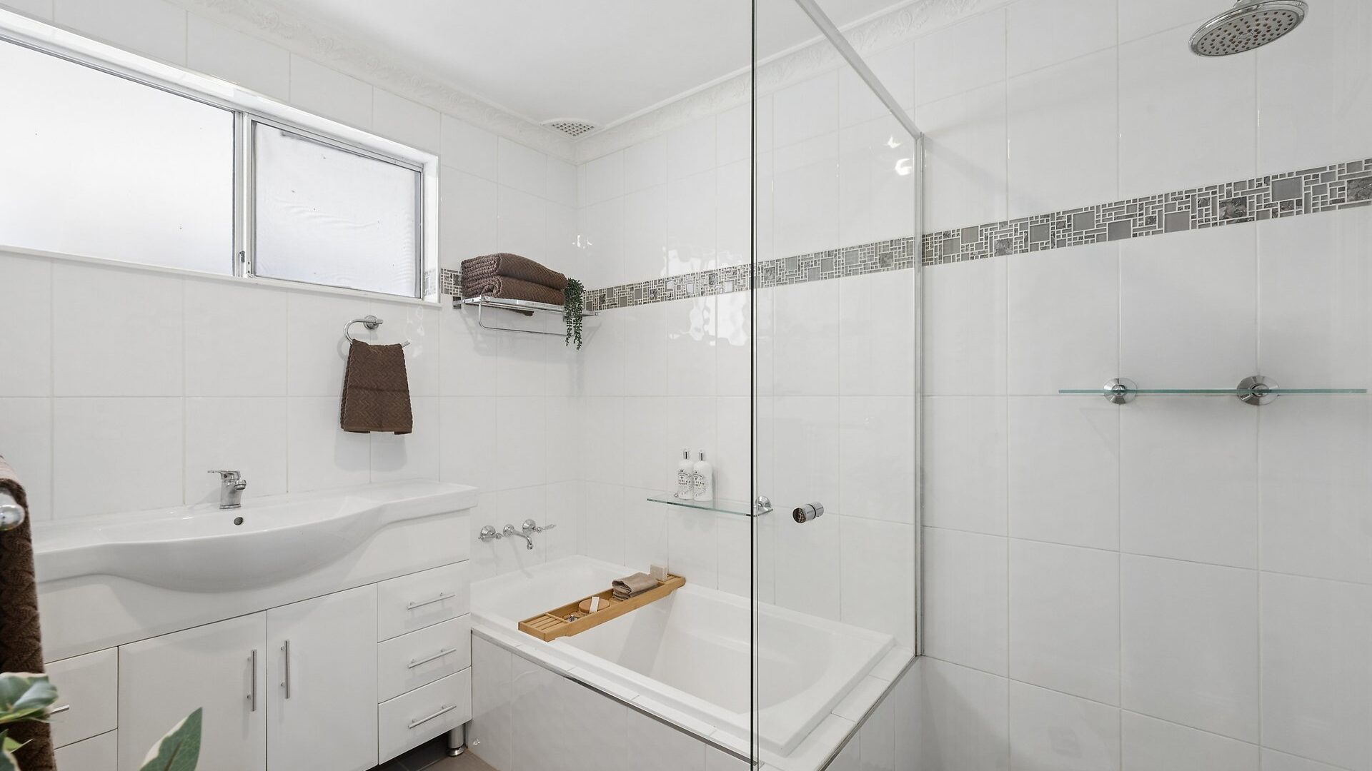 For Sale - 53 Ploughmans Lane - New Property in Orange - Real Estate by Josh Fitzgerald