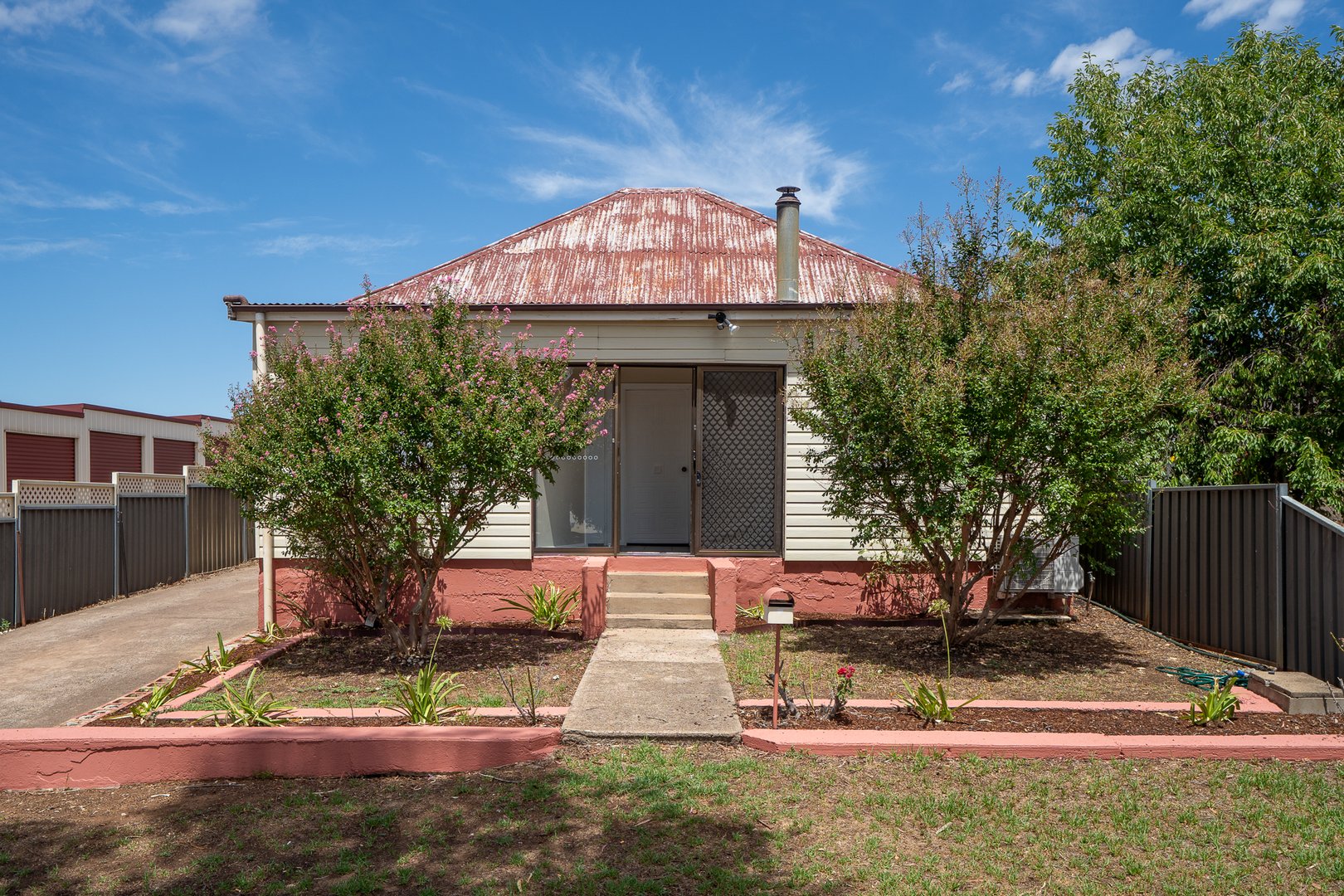 14 Molong Street