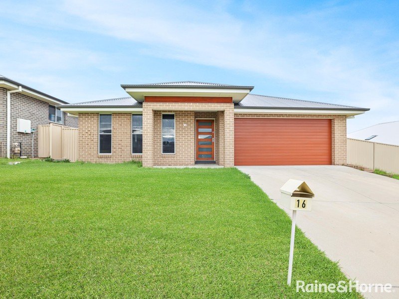 16 Burlington Rise