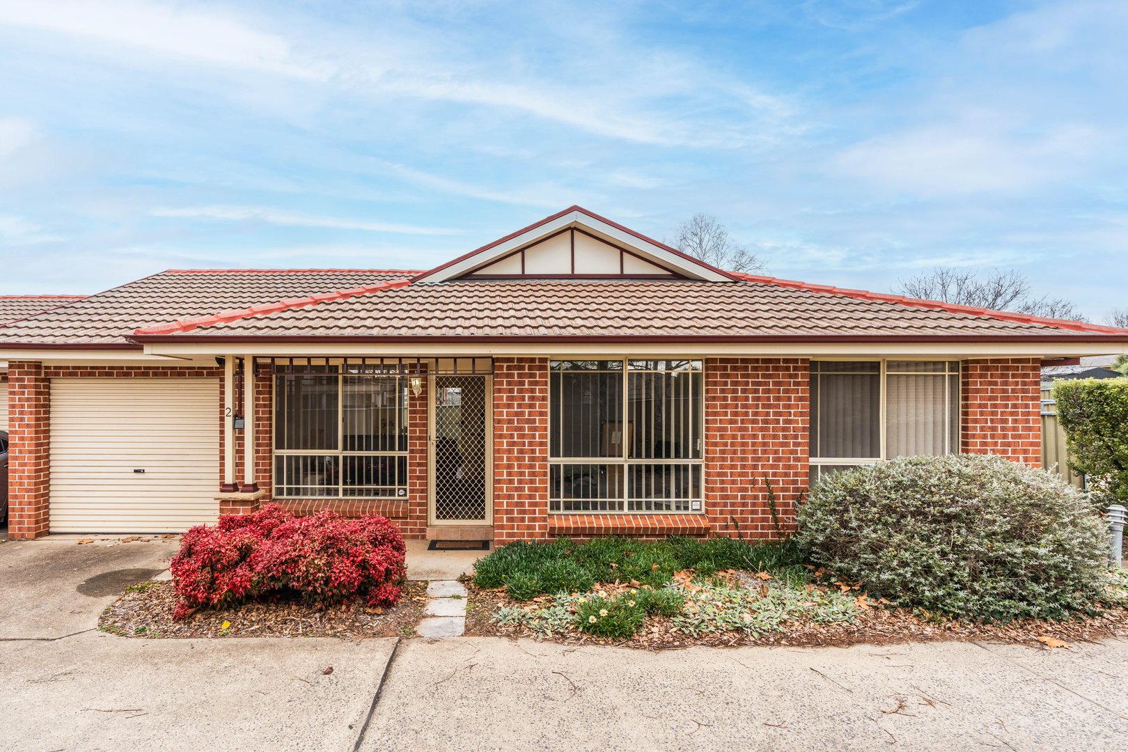 2/121 Woodward Street