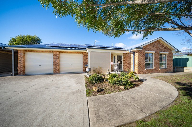47 Sapphire Crescent