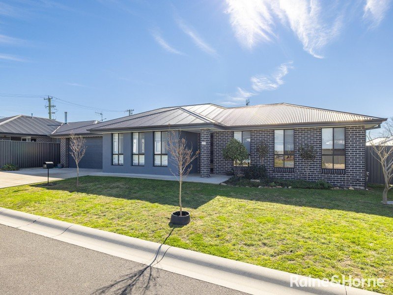 3 Peard Close